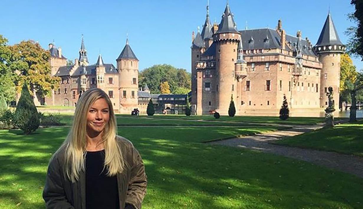 Bersama timnas putri Belanda ataupun Ajax, Anna selalu mengenakan nomor punggung 6. (Bola.com/Instagram/Anoukhoogendijk)