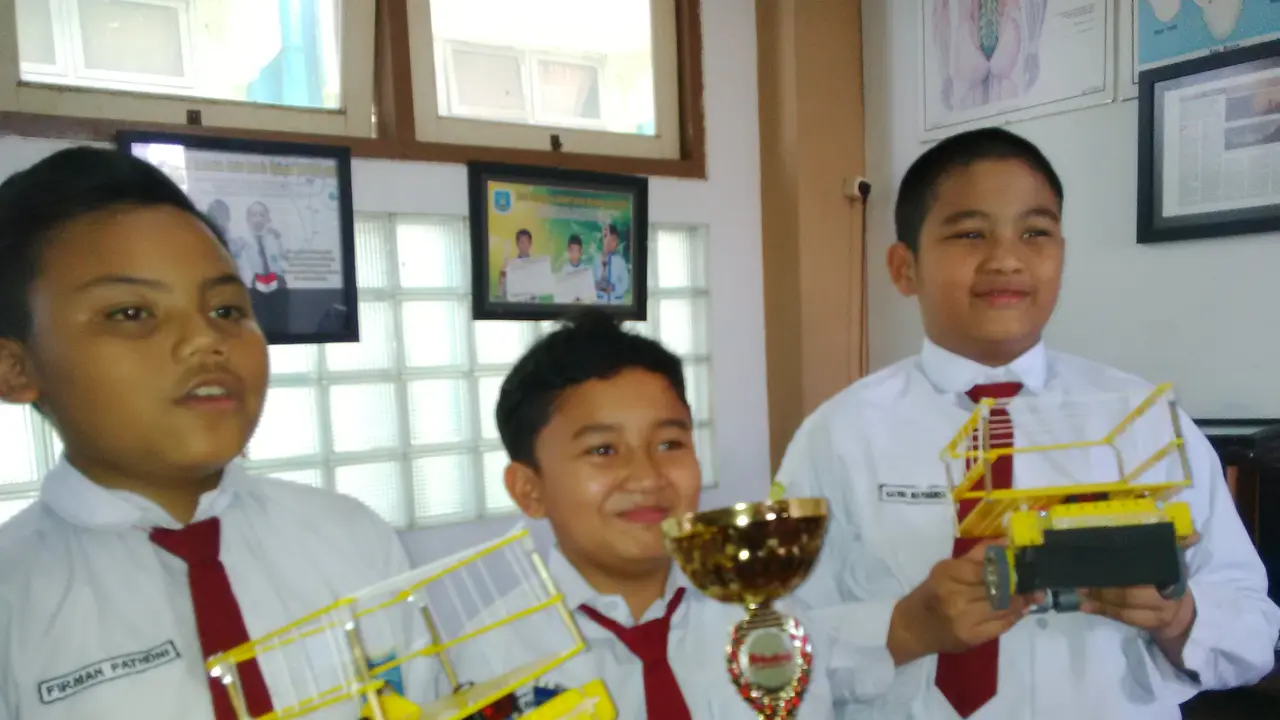 Robot Surabaya