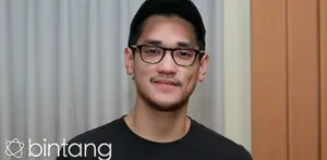 Afgan Syahreza sempat berlibur bersama Sherina di Jepang. Sherina pun sangat senang saat dikunjungi oleh Afgan. Mereka berdua pun mengunjungi beberapa tempat wisata di Jepang.