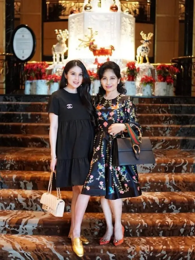 [Fimela] Sandra Dewi