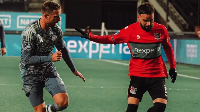 Calvin Verdonk dan Jordan Henderson - Eredivisie 2024/2025