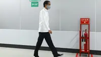 Presiden Joko Widodo atau Jokowi meninjau kesiapan penerapan prosedur standar New Normal di Stasiun MRT Bundaran HI, Jakarta, Selasa (26/5/2020). Jokowi melakukan peninjauan kesiapan penerapan prosedur standar new normal di stasiun tersebut. (Tribunnews/Irwan Rismawan/Pool)