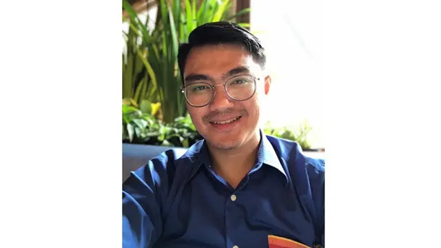 Ingat Micky Juara 3 AFI 2? Ini 6 Potret Terbarunya Jadi Desainer