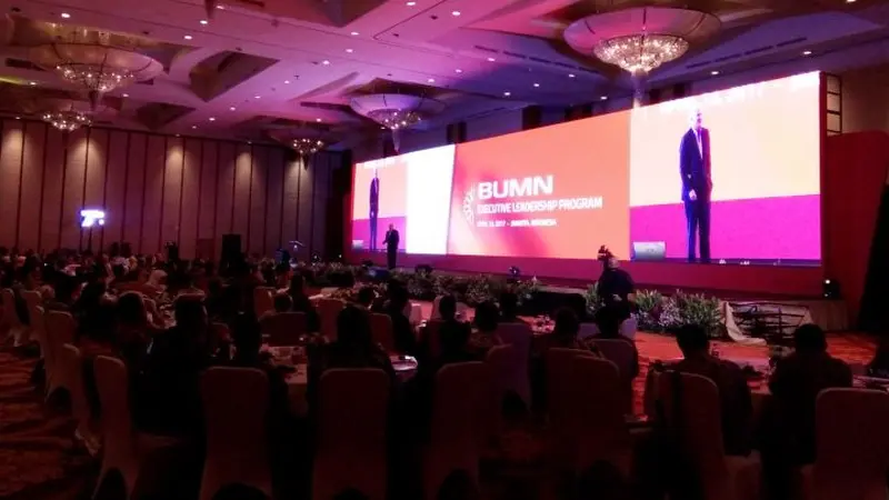 Acara Executive Leadership Program (ELP) bagi para pemimpin BUMN, di Hotel Ritz Carlton Pasific Place, Jakarta, Kamis (13/4/2017). (Ilyas/Liputan6.com)