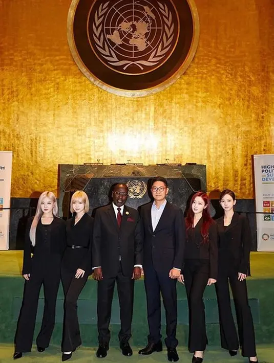 aespa juga sempat menampilkan video klip lagu hits mereka yakni Next Level. PBB juga membagikan beberapa foto pertemuan anggota aespa dan berpose untuk foto dengan para diplomat setelah forum.(Liputan6.com/IG/@unitednations)