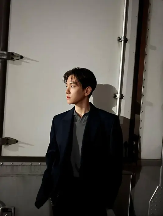 Tak hanya kabar soal perusahaan barunya yang telah resmi didirikan, namun Chen dan Xiumin dikabarkan akan ikut bergabung dengan I&B100. Namun, kabar bergabungnya Chen dan Xiumin di perusahaan baru Baekhyun belum mendapatkan konfirmasi secara resmi. (Liputan6.com/IG/@baekhyunee_exo)