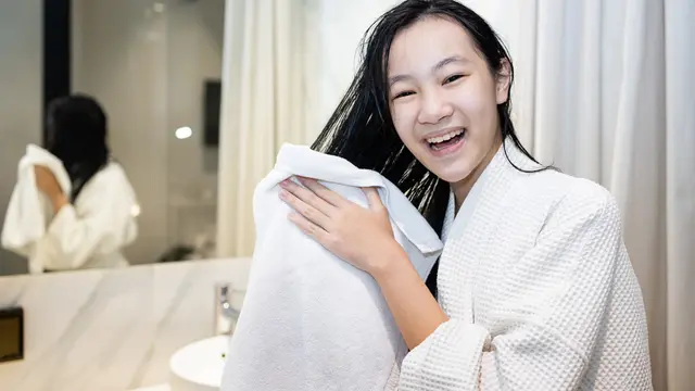 Dilema Kulit Remaja, Bikin Wajah Bebas Jerawat Ternyata Gampang Kok!