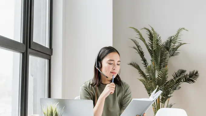 perempuan cantik cerdas