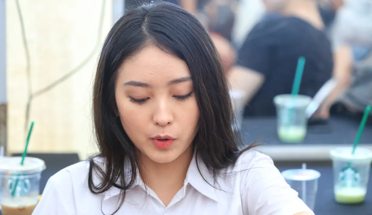 Pemeran cantik Natasha Willona memiliki pengalaman serem saat menjalani syuting sinetron terbarunya, Anak Sekolahan. Lantas apa yang membuat mantan kekasih Stefan William itu sedikit trauma? (Adrian Putra/Bintang.com)