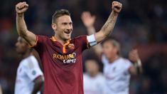 Dalam sejarah Serie A Liga Italia, para pemain pribumi terbukti handal dan menjadi andalan klubnya untuk mencetak gol dari eksekusi penalti. Tercatat, 5 pemain dengan koleksi gol penalti terbanyak semuanya dikuasai oleh para pemain lokal Italia. Siapa saja? (AFP/Filippo Monteforte)