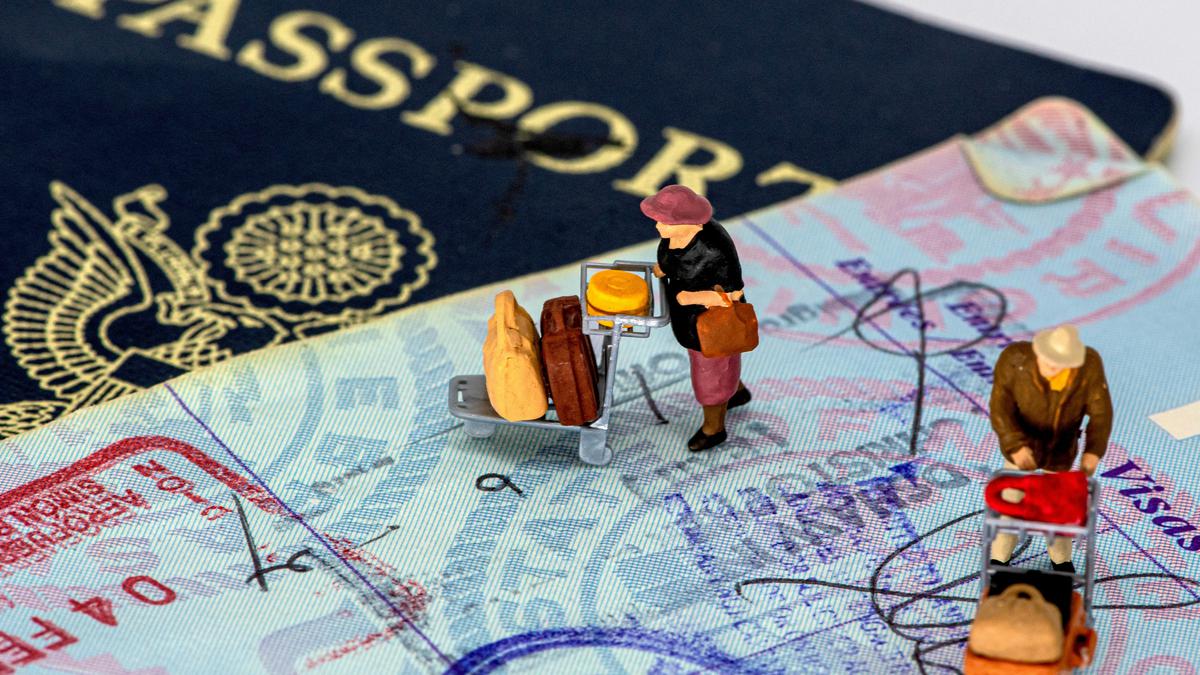 Uni Emirat Arab Melesat ke Ranking 2 Paspor Terkuat di Dunia 2026, Indonesia Peringkat Berapa?