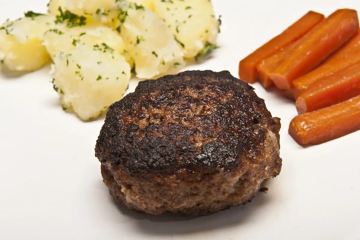 [Bintang] Resep Enak: Burger Ayam Jepang dengan Telur Bulat