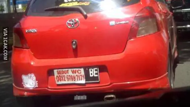 6 Tulisan Nyeleneh Sedot WC Ini Bikin Ketawa Geli