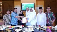 Penandatanganan kontrak kerjasama layanan katering di Kantor Urusan Haji (KUH) dengan Muassasah Asia Tenggara. Dok Kemenag