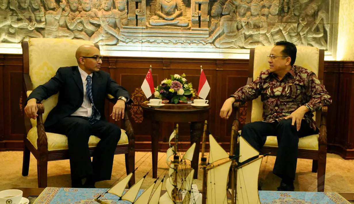 Pertemuan di ruang Ketua DPD RI, kompleks Parlemen, Senayan, Jakarta tersebut membahas hubungan kerjasama bilateral antara kedua negara, Jumat (5/12/2014). (Liputan6.com/Andrian M Tunay)