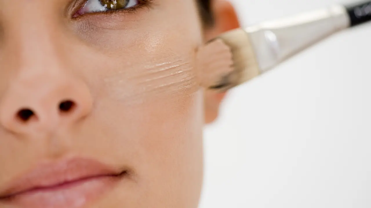 Tips Memilih Warna Foundation untuk Wajah