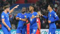 Skuad Prancis merayakan setelah mencetak gol dalam laga Kualifikasi Piala Dunia 2026 antara Prancis dan Azerbaijan di Paris, 10 Oktober 2025. (AP Photo/Michel Euler)