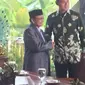 Cagub-cawagub DKI Jakarta Agus Harimurti Yudhoyono (AHY)-Sylviana Murni bertemu Presiden RI ketiga, Bachruddin Jusuf Habibie di Jalan Patra, Kuningan, Jakarta Selatan. 