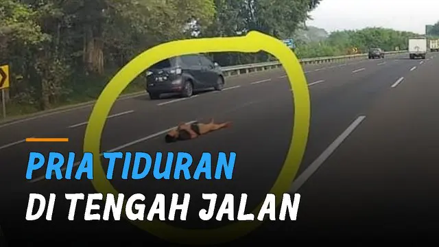 Beredar video seorang pria tiduran di tengah Jalan Tol Jagorawi viral di media sosial.