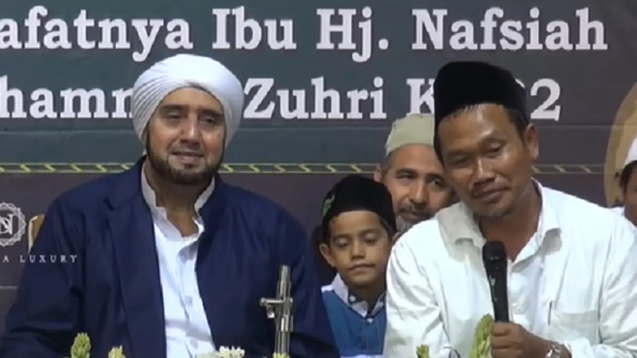 Gus Baha dan Habib Syech (SS: YT. NADHEERA LUXURY OFFICIAL)