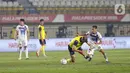 Oxford unggul lebih dulu pada menit ke-10. Keunggulan Oxford dicetak penyerang andalannya Mark Harris. (Liputan6.com/Helmi Fithriansyah)