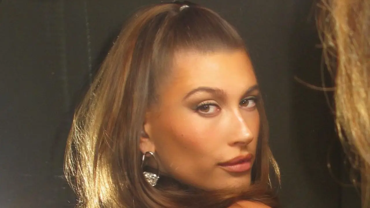 Hailey Bieber