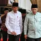 Presiden Joko Widodo tiba menghadiri buka puasa bersama di Rumah Dinas Ketua DPR Bambang Soesatyo di Kawasan Widya Chandra Jakarta, Senin (13/5). Buka Puasa tersebut juga di Hadiri Tokoh Politik dan Petinggi Lembaga Negara. (Liputan6.com/Johan Tallo)