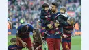 Anak-anak Luis Suarez dan Gerard Pique meramaikan suasana jelang melawan Real Sociedad dalam lanjutan La Liga Spanyol di Stadion Camp Nou, Barcelona, (28/11/2015). (AFP Photo/Lluis Gene)