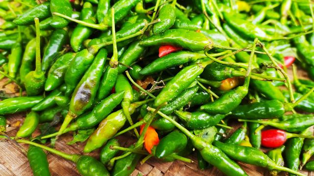 Surplus 4 000 Ton Garut Memanas Digoyang Cabai Rawit Inul Regional Liputan6 Com