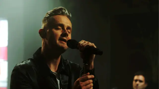 Mola Chill Fridays: Penampilan Apik Keane Obati Rasa Rindu Penggemar di Tanah Air