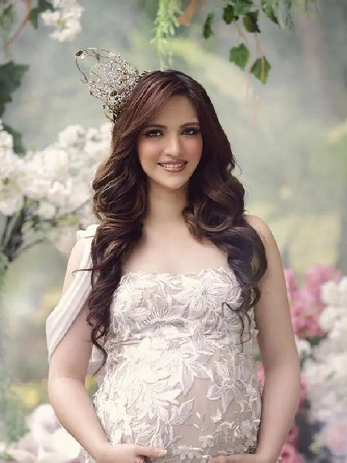 [Bintang] Nia Ramadhani