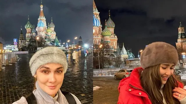 Agar tak kedinginan, keduanya mengenakan penutup kepala dari bulu-bulu lembut. Luna Maya dan Ayu Ting Ting mengenakan topi yang berbeda warna dan model.