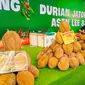 Musim durian telah tiba, dimana-mana sangat mudah mendapatkan dan mencicipi durian lokal yang bercita rasa legit, manis, berdaging tebal dan juga membuat ketagihan.