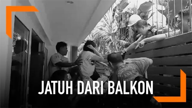 VIDEO: Jatuh dari Balkon, Nenek Mendarat di Pagar Tajam