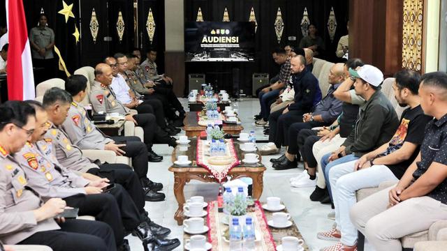 Audiensi Persebaya dan Arema FC di Polda Jawa Timur