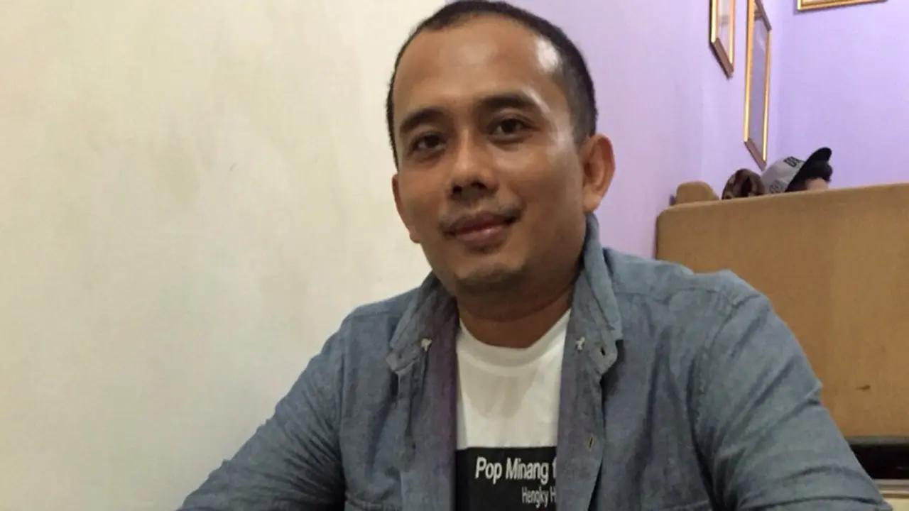 Hengky Hepon Bangga Bawakan Karya Juri D'Academy Asia 