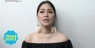 Merayakan natal tahun ini dengan David NOAH, Gracia Indri merindukan sosok adiknya, Gisela Cindy.