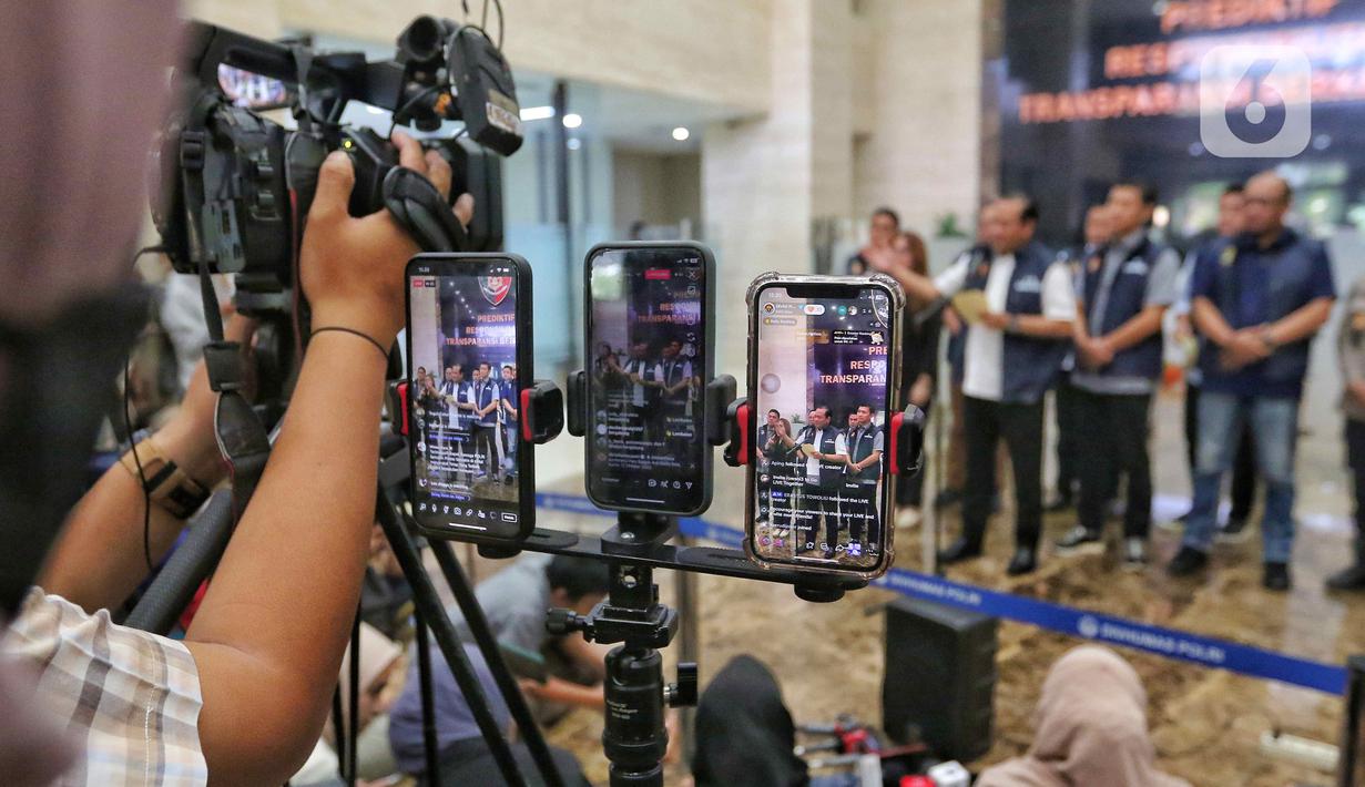 Sebelumnya, Satgas Anti Mafia Bola telah menetapkan 6 orang tersangka dalam kasus pengaturan skor pada pertandingan klub X dan klub Y. (Liputan6.com/Angga Yuniar)