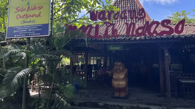 Rekomendasi Tempat Makan Lesehan Enak di Jogja