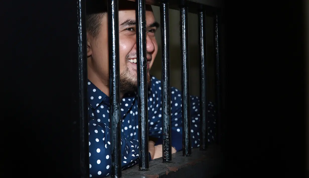 "Pokoknya minta doanya, apa pun yang terjadi ini yang terbaik," ucap Saipul Jamil di LP Cipinang, Jakarta Timur, Rabu, (6/7/2016). (Deki Prayoga/Bintang.com)