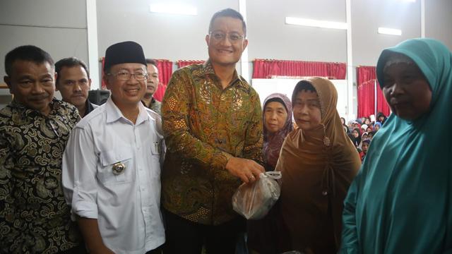 Sidak ke Bogor dan Cianjur, Mensos Cek Kesiapan Implementasi Program Sembako