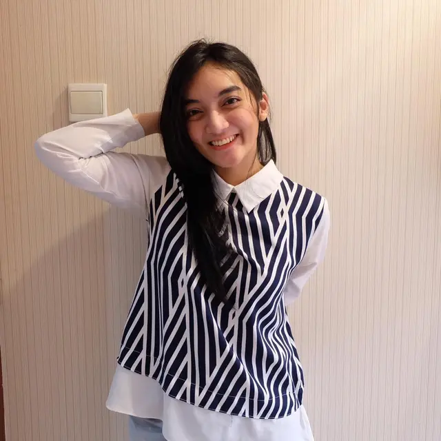 6 Potret Terbaru Artis Arini Astari, Pernah Bintangi Sinetron Bidadari Tahun 2000