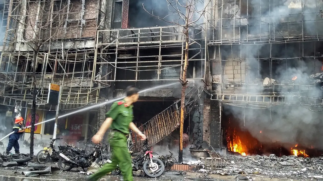 Tempat Karaoke di Vietnam Terbakar, 13 Orang Tewas