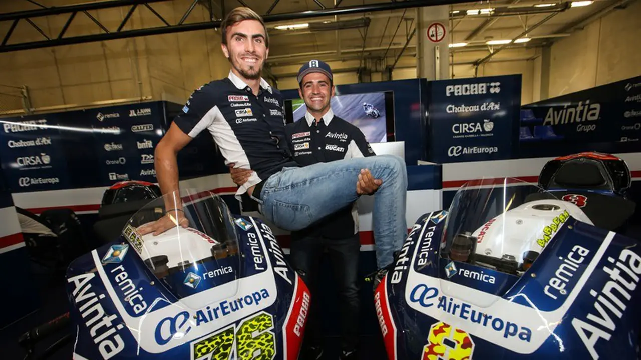 Hector Barbera dan Loris Baz