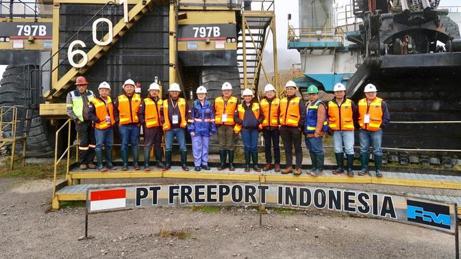 Menteri BUMN Rini M Soemarno mengunjungi tambang emas Grasberg yang dikelola PT Freeport Indonesia di Timika, Papua Barat. (Dok. Kementerian BUMN)