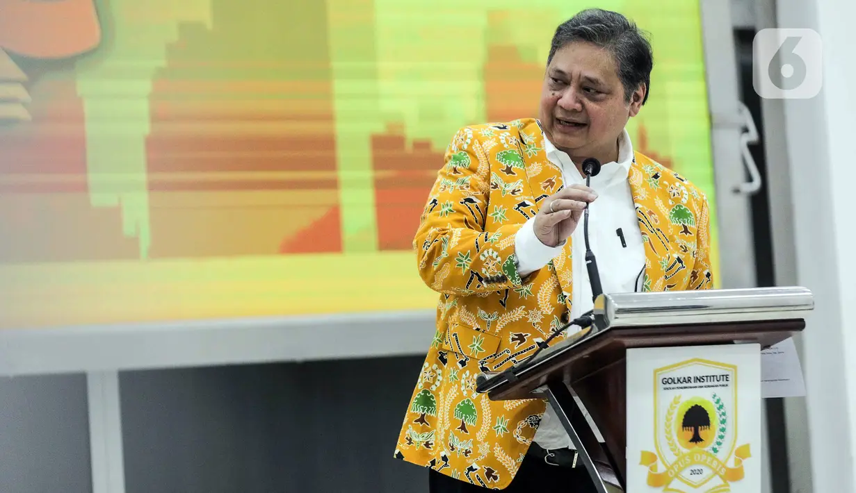 Sementara itu, Ketua Umum Partai Golkar Airlangga Hartarto menambahkan, materi yang disampaikan Gloria Macapagal Arroyo sejalan dengan pembahasan program yang kemarin dibahas di Partai Golkar terutama untuk ketahanan pangan, menangani krisis beras. (Liputan6.com/Faizal Fanani)