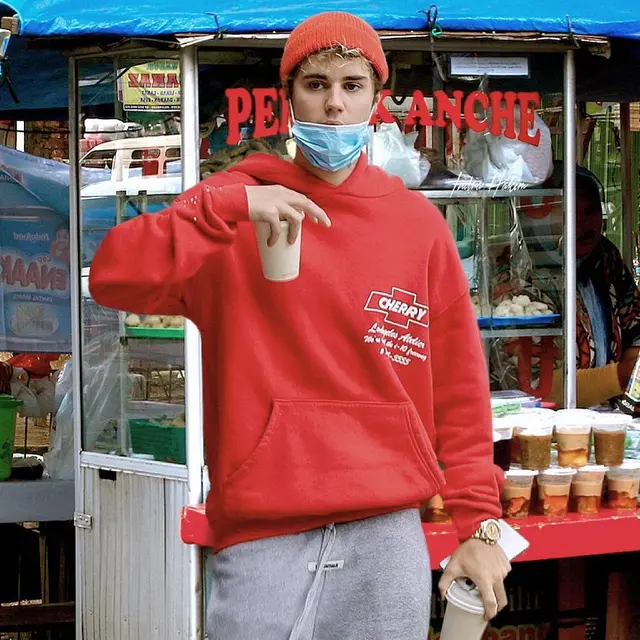 6 Editan Foto Justin Bieber Jika Kerja di Indonesia Ini Kocak, Bikin Ngakak