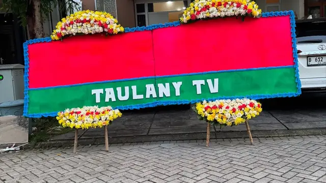 Dicky Difie dikirimi karangan bunga kosong