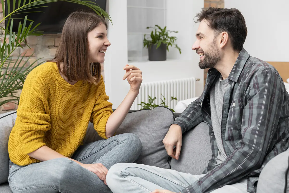 Cara Memulai Deep Talk dengan Pasangan