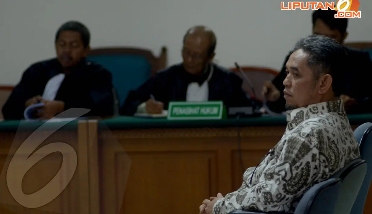 Teuku Bagus Muhammad Noor saat mendengarkan bacaan dakwaan oleh Jaksa Penuntut Umum di Pengadilan Tipikor, Jakarta (Liputan6.com/Johan Tallo)